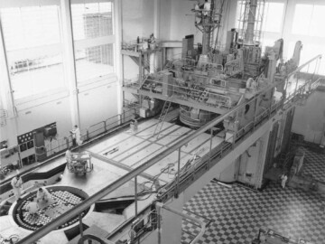 NRU reactor