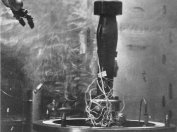 Tests on the limits of pressure tubes. Photo source - AECL 00441000