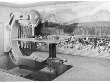 This unit was the next in a series of improved Co-60 treatment units. It appeared on the market in 1952 and was the first rotational unit.Photo source – AECL Review, April 1968. 102-1000