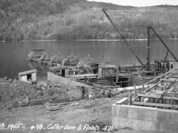 Coffer dam and floats for intake pipe, 29 May 1945. Photo source- AECL. 112-2141000