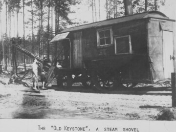 Steam Shovel used in construction. Photo Source – AECL. 1251000