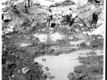 Pumphouse excavation status on 16 July 1945. Photo Source – AECL. 1291000